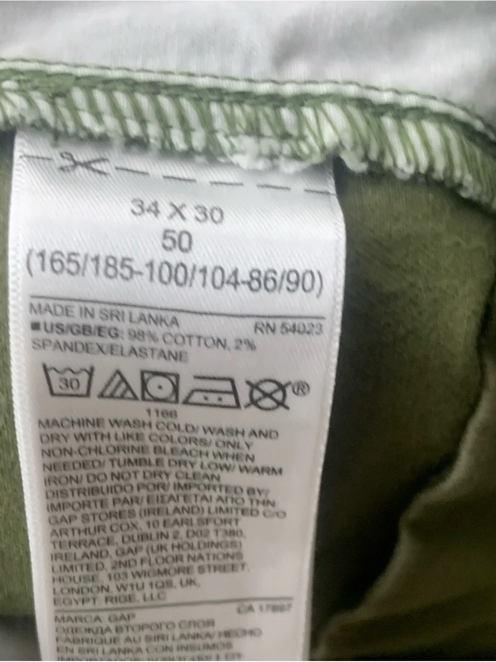 GAP Men Size 34 x 30 Pants Green Essential Khakis Straight Leg Chinos Stretch